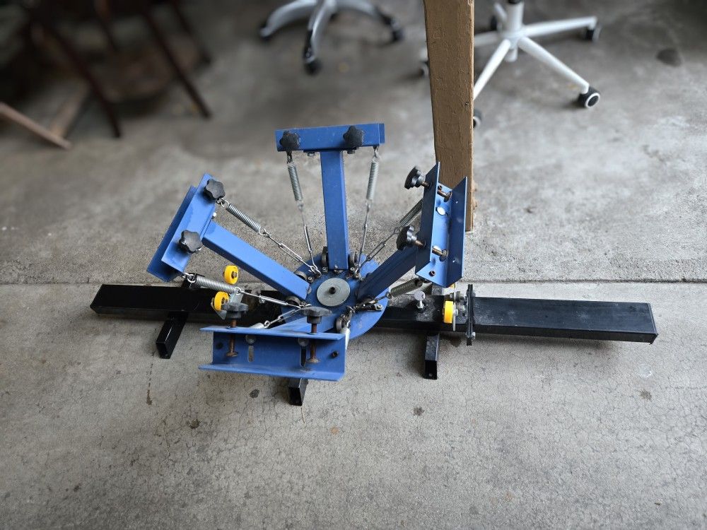 4 Color, 2 Way Screen Printing Machine