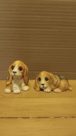 Homco beagle statues