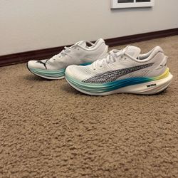 Men’s Puma Deviate Nitro 3 Size 11 (almost brand new)