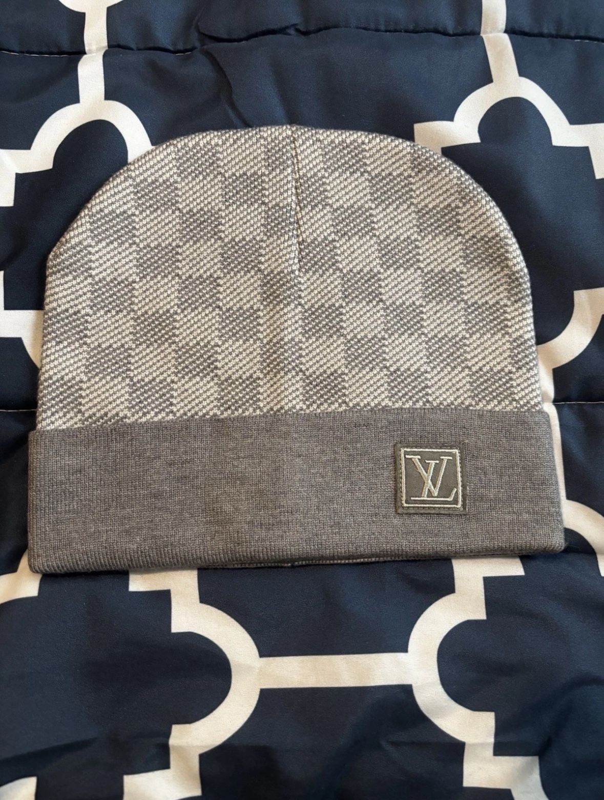 Louis Vuitton Beanie Damier Petite Grey LV Monogram Logo LV Wool Beanie