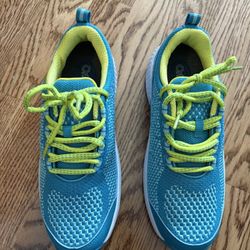 OrthoFeet  - Coral  Shoes Size 7 M