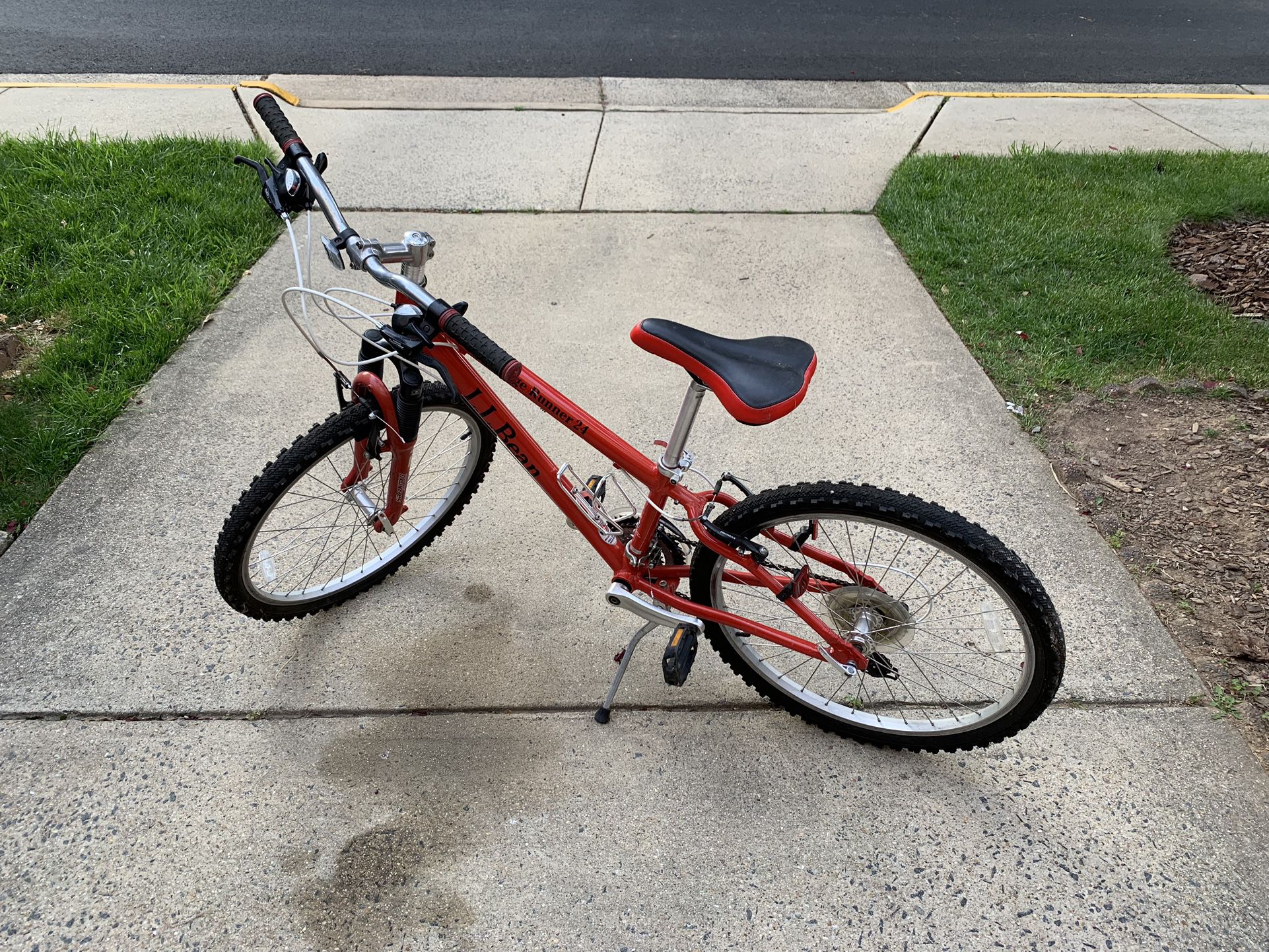 24 in Bicycle (Kids)