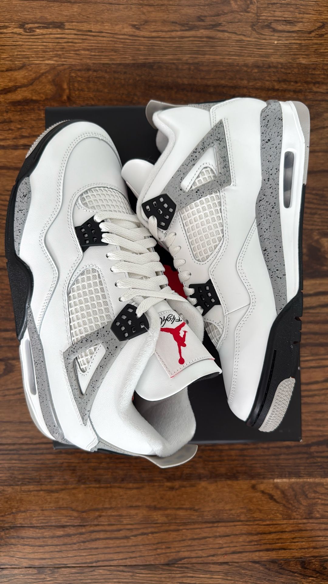 Jordan 4 Retro OG ‘White Cement’ 2025