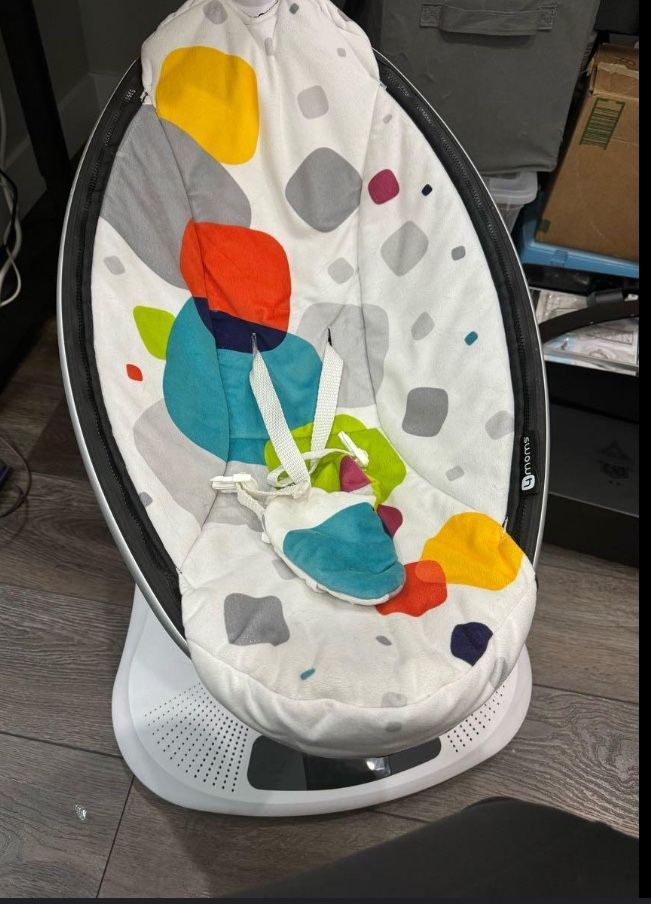 4 Moms Mamaroo Swing