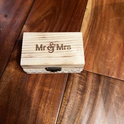 Mr and Mrs wooden ring box holder