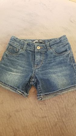 Levi's girl shorty shorts