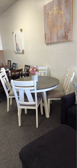 Dining set with 4 chairs