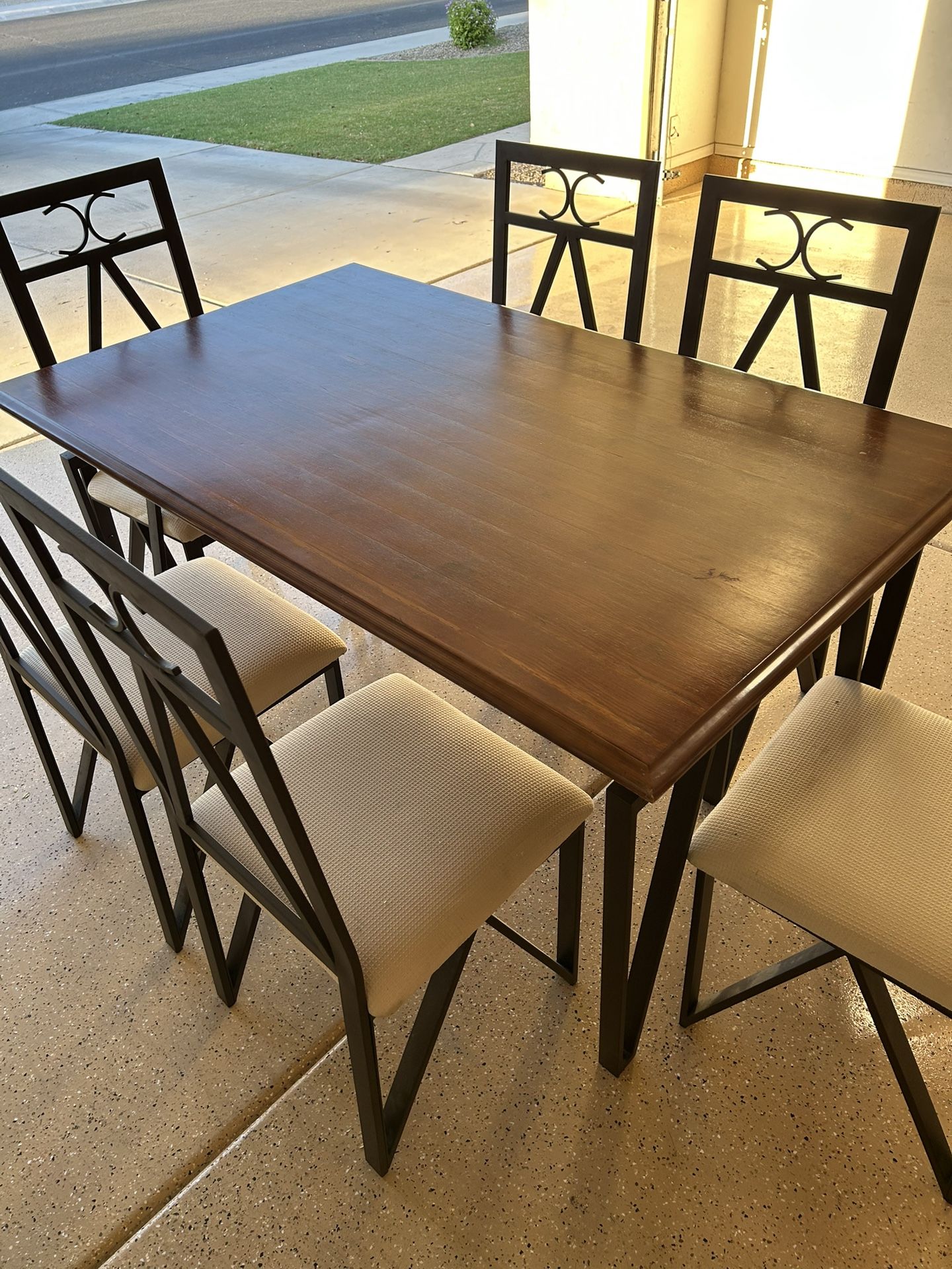 Dining Room Table