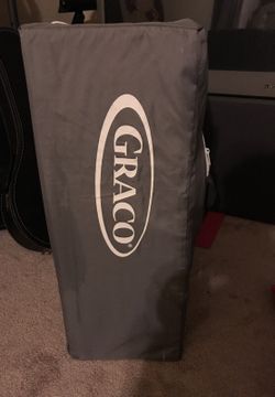 Graco foldable pack ‘n’ play