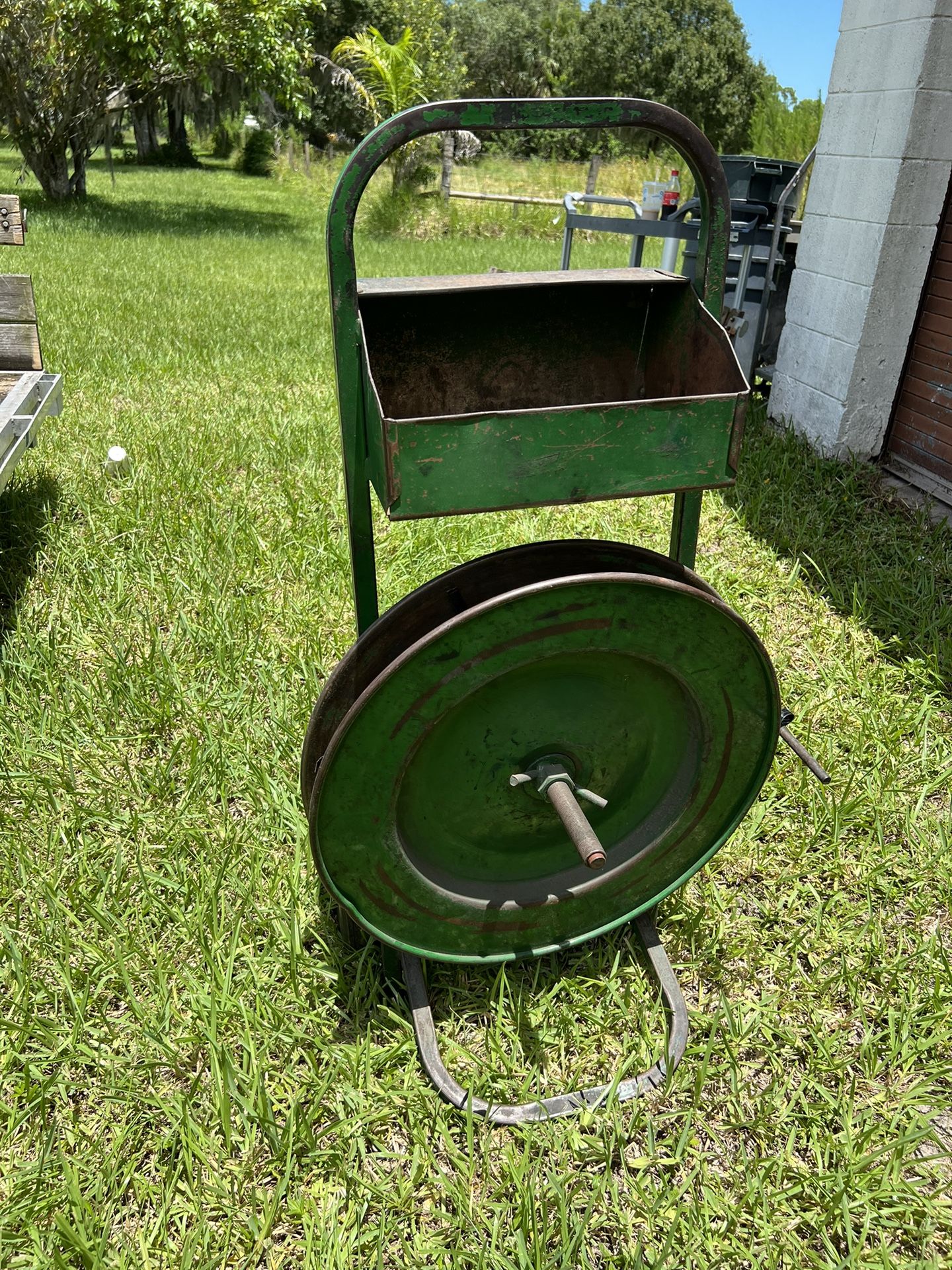 Strapping Cart