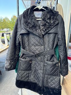 Burberry black puffy jacket