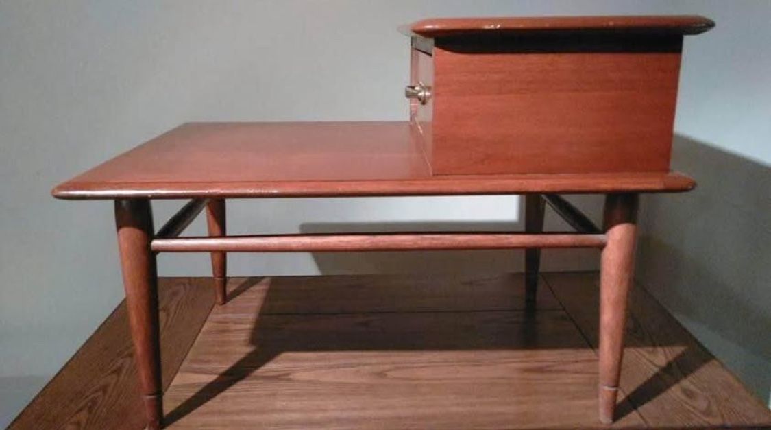 Mid-Century 2 tier side table.
