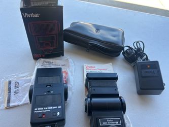 Vivitar 283 & 285 Zoom Thyristor Flash Bundle