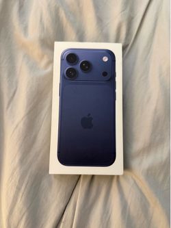 Brand new sealed iPhone 17 pro 1 tb unlocked