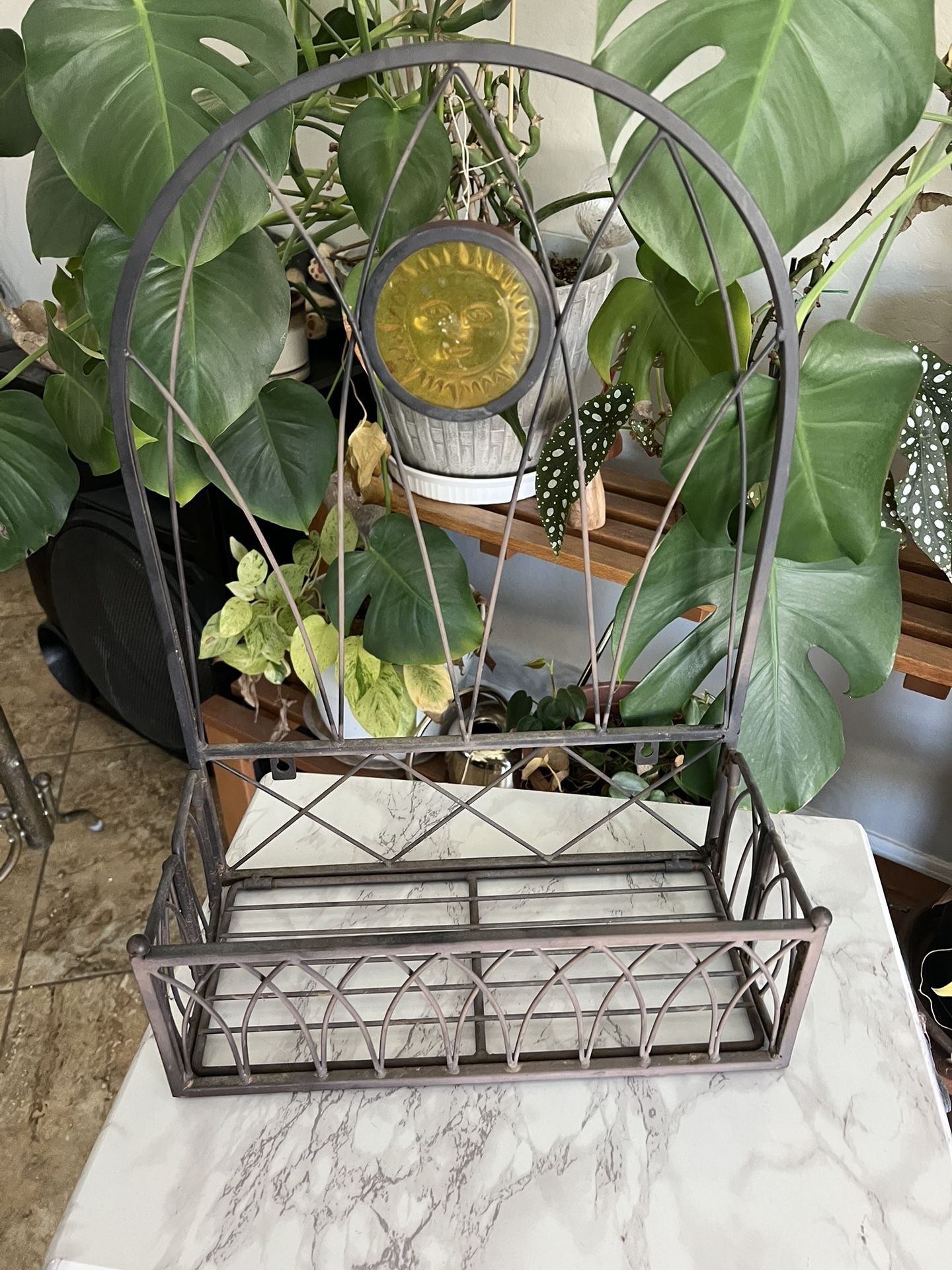 Vintage Modern Sun Metal Plant Stand Holder Wall Decor