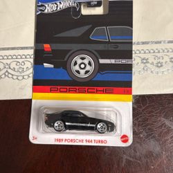 Hot Wheels Porsche 3/6