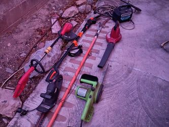Moving Must Sell !!! 7 Piece Outdoor Power Tool Package !!! Must Sell !!!
