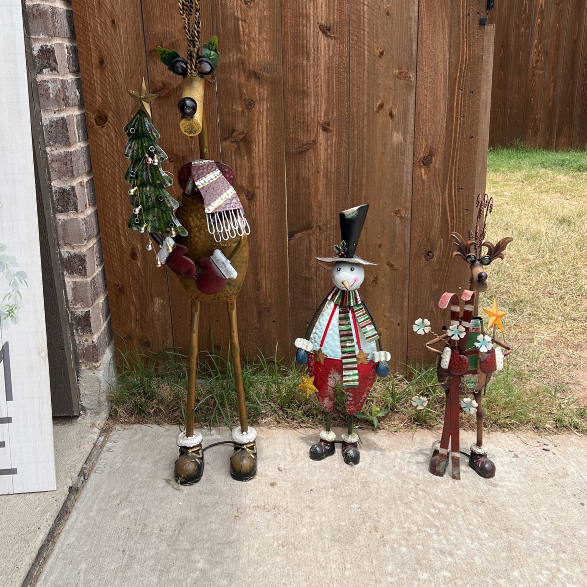 Christmas Indoor/Outdoor Metal Decor 