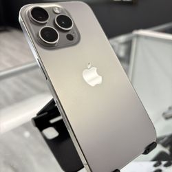 Iphone 15 Pro Max 256gb ATT & Cricket