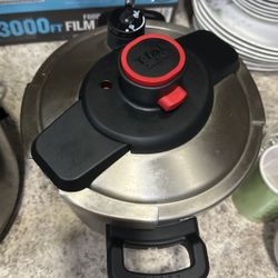 T-fal Clipso Pressure Cooker 