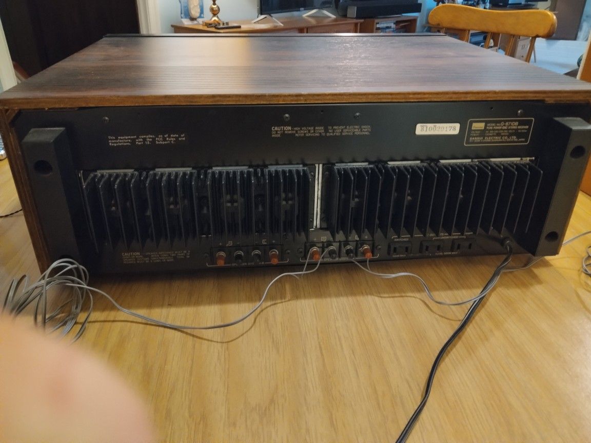 SANSUI G-871DB RARE VINTAGE 1979/80 AM FM STEREO RECEIVER
