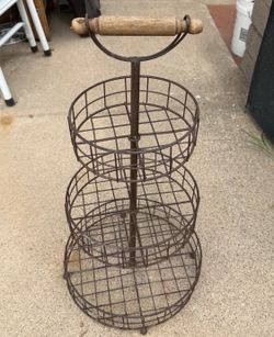 Rustic Metal 3 Tier Wire Rack / Basker