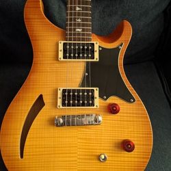 PRS SE Custom 22 Semi-Hollowbody Body Electric Guitar.