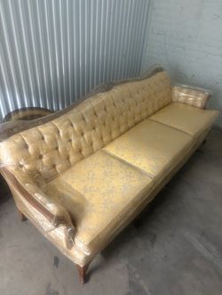 Vintage! pristine authentic BOLD sought after couch set with two tables