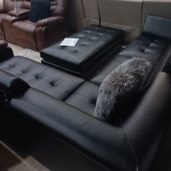 *Summer Closeout Sale!!!*---Sleek Ibiza Black Leather Sectional Sofa W/Ottoman---Now $899!!!---Delivery And Financing😎