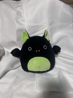 squishmallow black bat