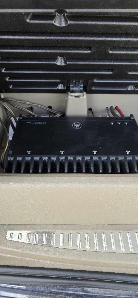 JL Audio Amplifier