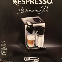 Nespresso Lattissima Pro By Delonghi