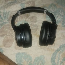Wireless Over EAR HEADPHONES