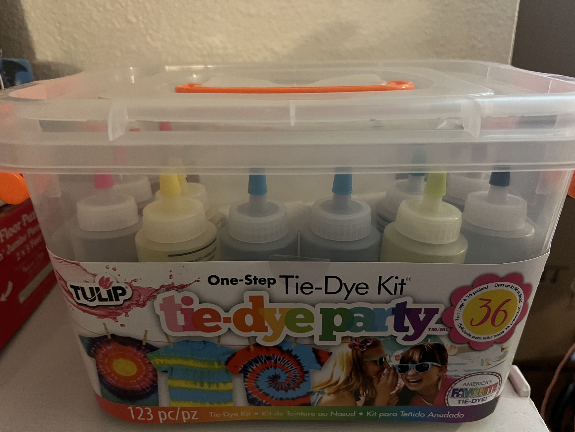 Tie-dye Party Kit