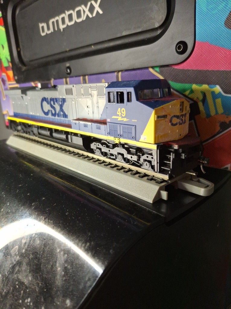 CSX AC4400 DCC Locamotive
