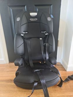 Graco Tranzitions 3 in 1 booster seat