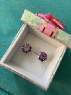 Amethyst Earring