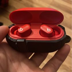 Red Beats 