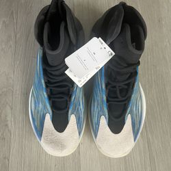 Men’s Sneakers / Adidas Yeezy QNTM BSKTBL