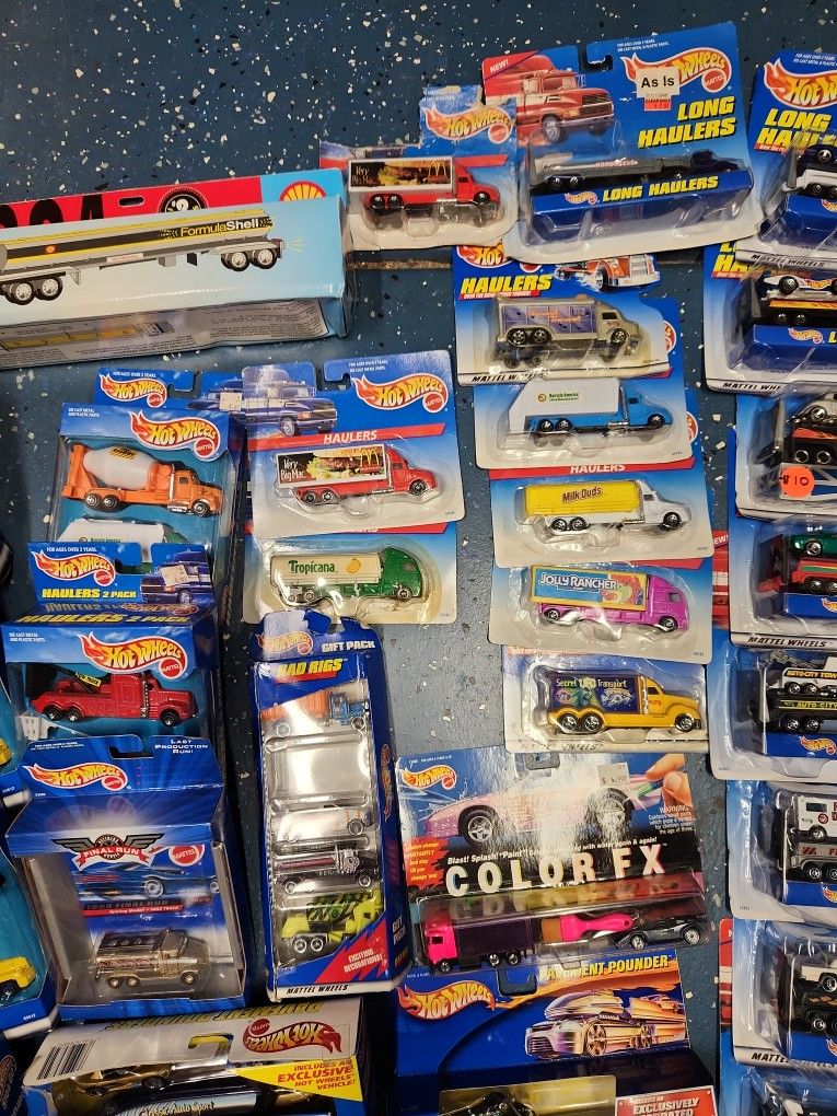 Lot Of 46 HOTWHEELS ( A Couple Are Matchbox) LONG HAULERS / RACING HAULERS/Rigs ( Priced At A Big Discount)!