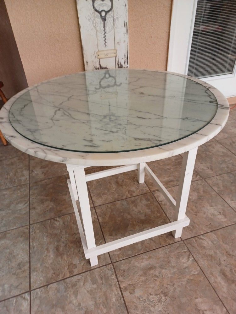MARMOL TABLE