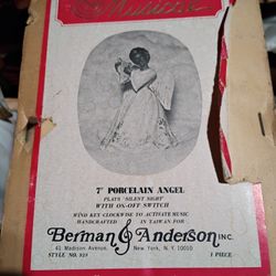 Vintage 1979 Musical Angel Figurine By Berman & Anderson 
