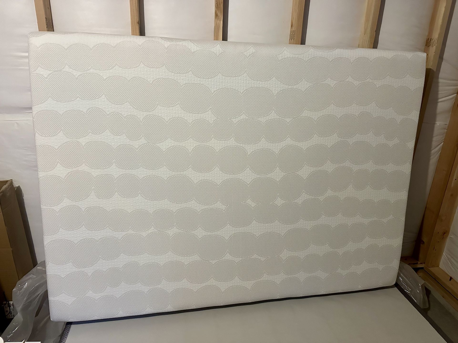 Full Memory Foam Mattress & Boxspring-New condition!