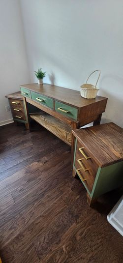 Mid Century Modern Entryway Console + Matching End Tables | American of Martinsville