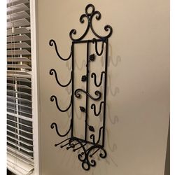 Vertical Metal Wall Wine Rack