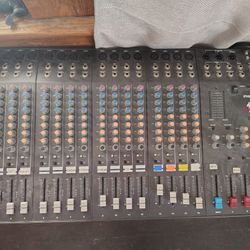 Phonic Impact 16 Mixer 