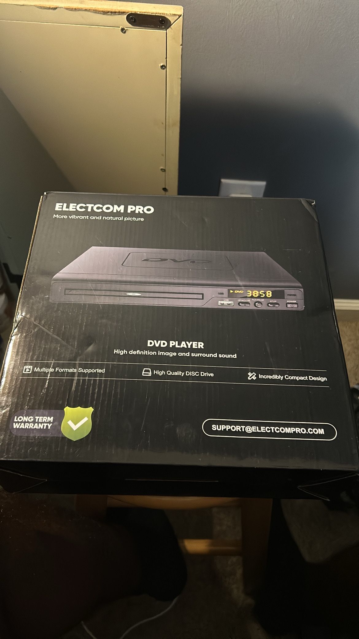 ELECTOM PRO DVD PLAYER