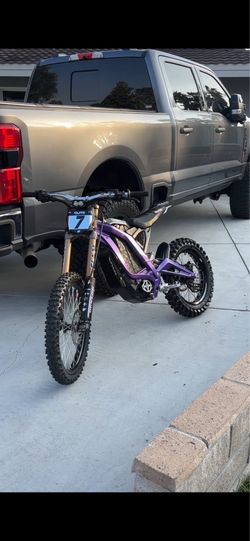 Surron LBX 2025