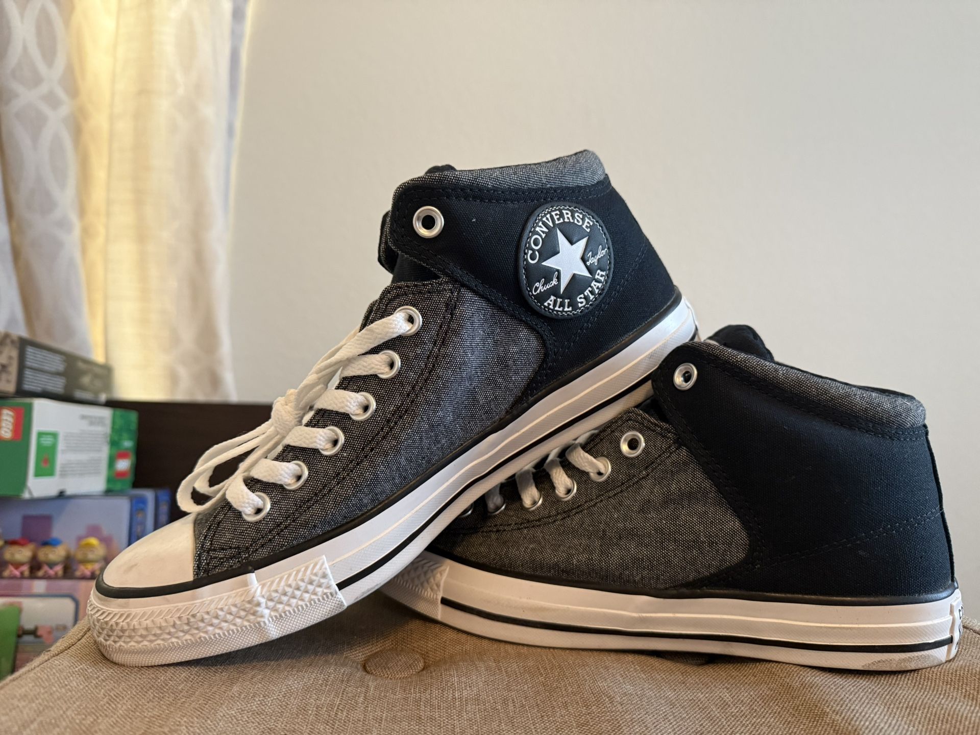 Converse Men Size 8