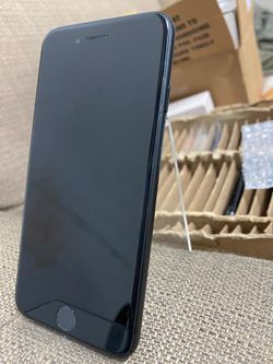 iPhone 7 Plus 32 gn unlocked